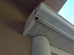 Leak in roof causes rotten fascia