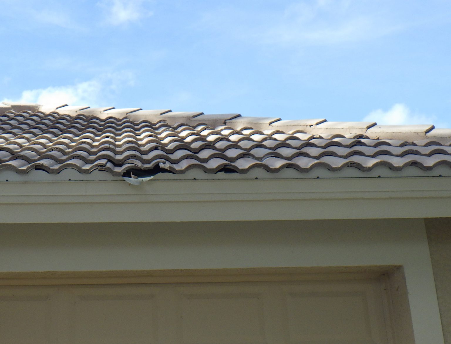 Why Replace My Broken Roofing Tiles?