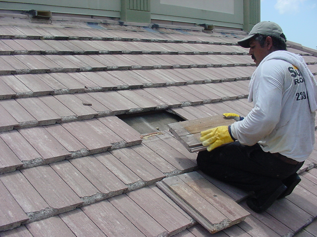 Roofer Hamilton